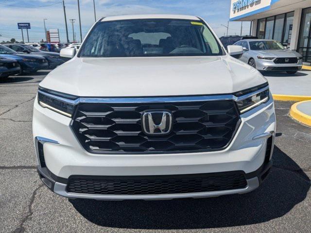 new 2025 Honda Pilot car, priced at $47,150