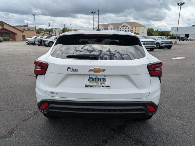 new 2025 Chevrolet Trax car, priced at $22,930