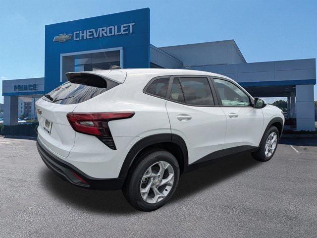 new 2025 Chevrolet Trax car, priced at $22,930