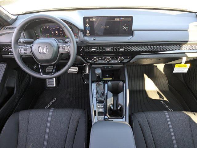 new 2025 Honda Accord Hybrid car