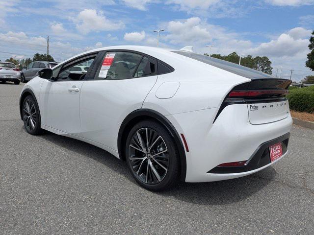 new 2025 Toyota Prius car