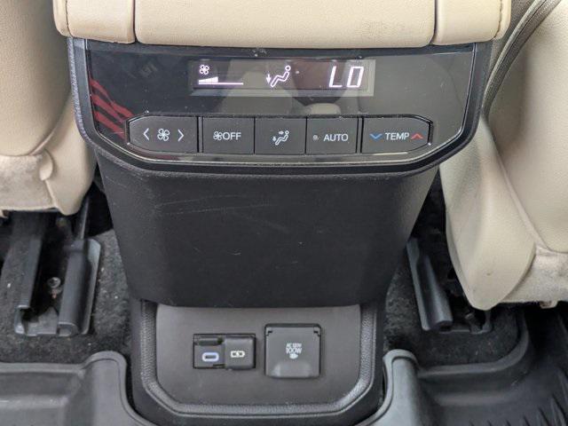 used 2023 Toyota Highlander car, priced at $38,588