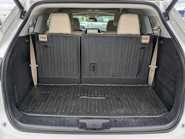 used 2023 Toyota Highlander car, priced at $38,588