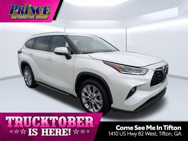 used 2023 Toyota Highlander car, priced at $38,588