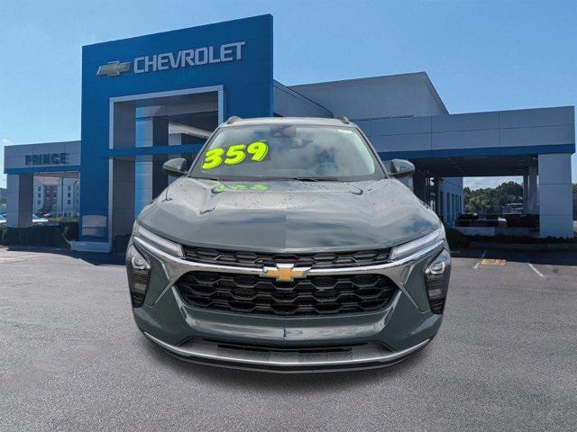 new 2025 Chevrolet Trax car, priced at $24,645
