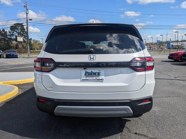 new 2025 Honda Pilot car, priced at $48,180