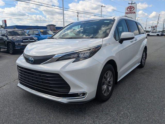 new 2024 Toyota Sienna car, priced at $47,085