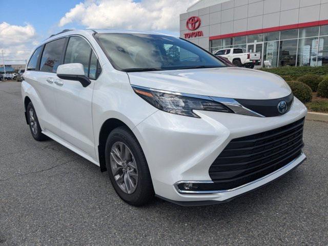 new 2024 Toyota Sienna car, priced at $47,085