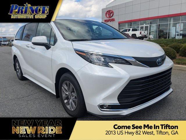 new 2024 Toyota Sienna car, priced at $47,085