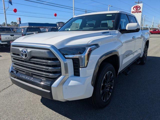 new 2025 Toyota Tundra Hybrid car