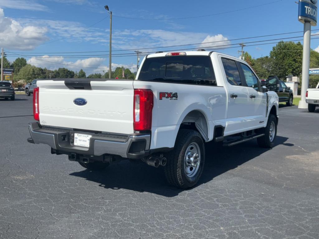 new 2024 Ford F-350 car, priced at $61,975