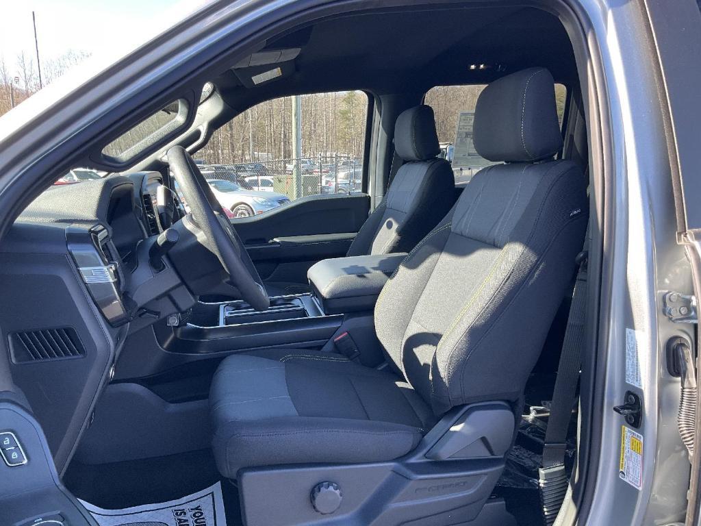 new 2025 Ford F-150 car, priced at $49,160