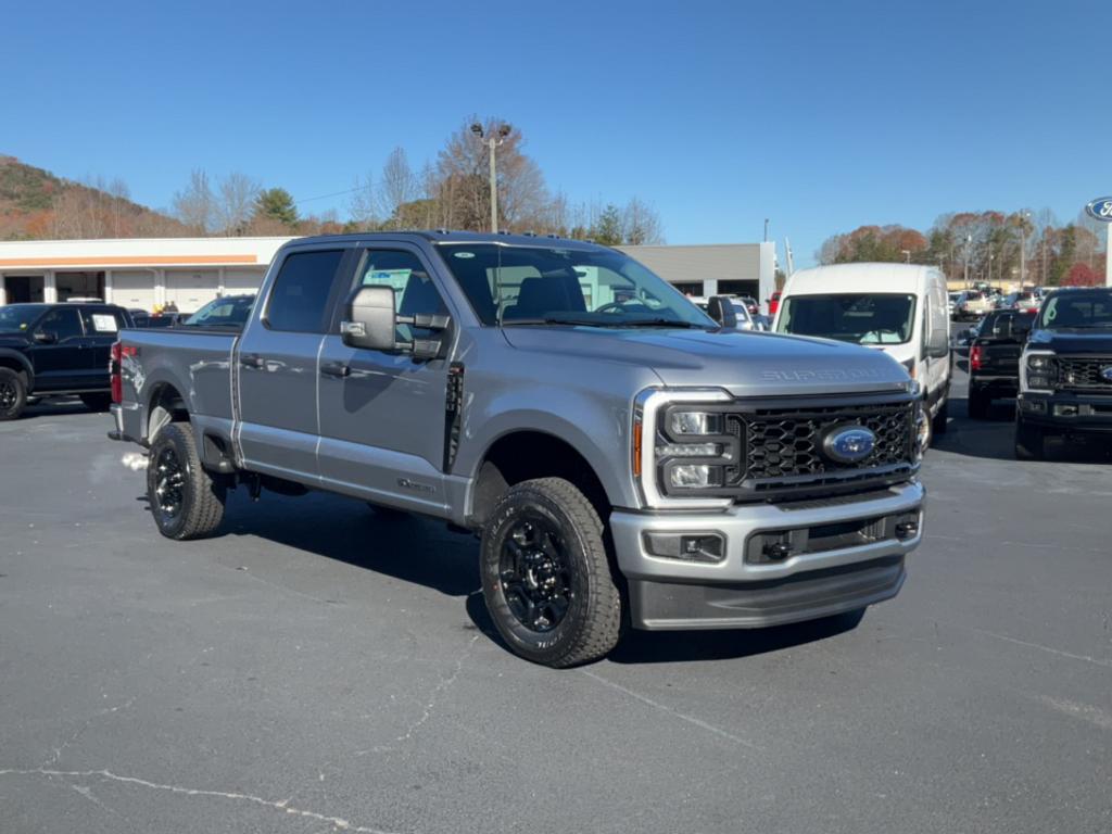 new 2024 Ford F-250 car, priced at $65,165