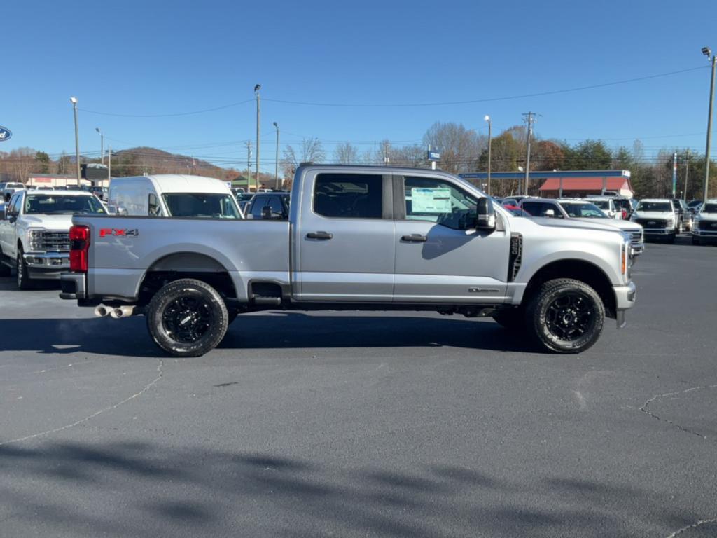 new 2024 Ford F-250 car, priced at $65,165