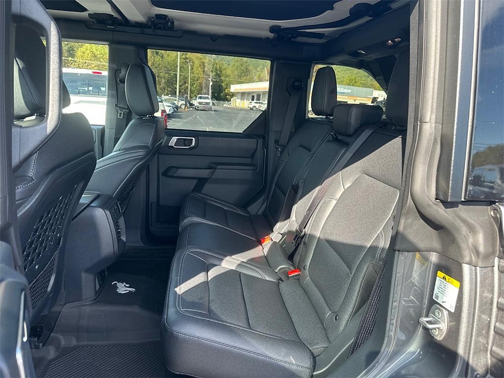 new 2025 Ford Bronco car, priced at $50,665