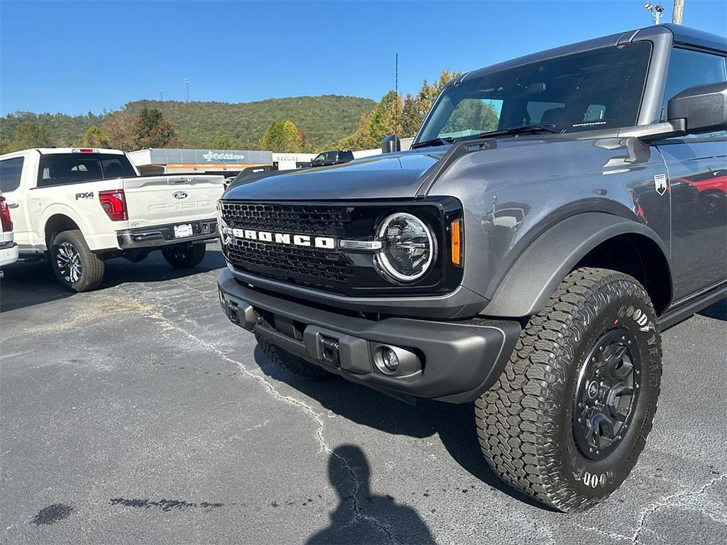 new 2025 Ford Bronco car, priced at $50,665