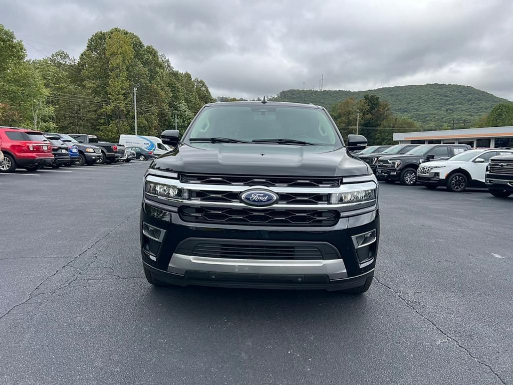 used 2024 Ford Expedition car, priced at $49,158