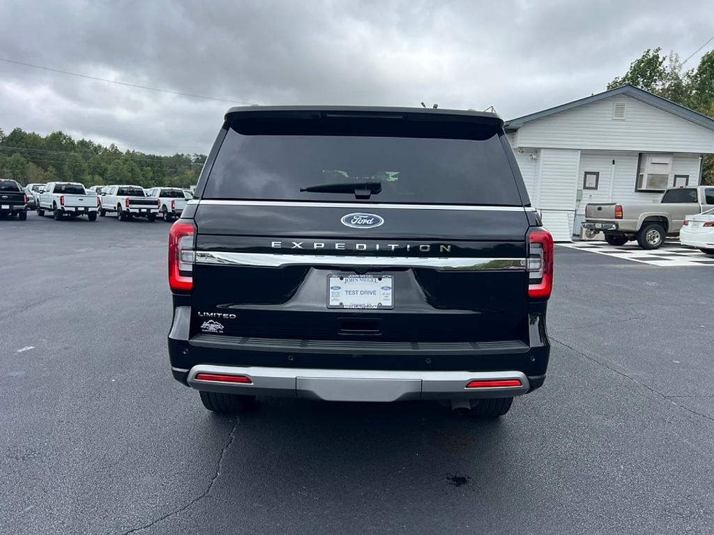 used 2024 Ford Expedition car, priced at $49,158