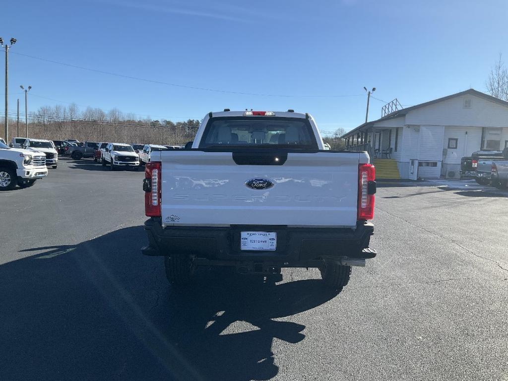 new 2024 Ford F-350 car, priced at $61,195