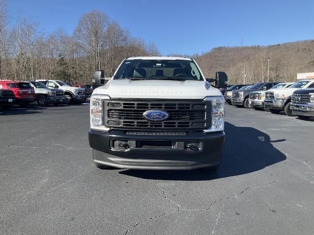 new 2024 Ford F-350 car, priced at $61,195