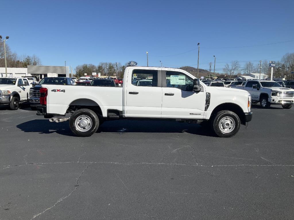 new 2024 Ford F-350 car, priced at $61,195