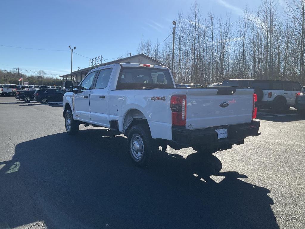 new 2024 Ford F-350 car, priced at $61,195