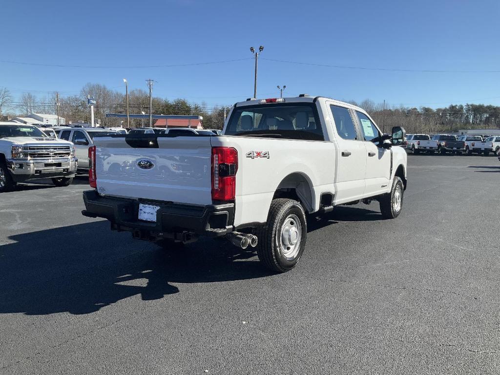 new 2024 Ford F-350 car, priced at $61,195