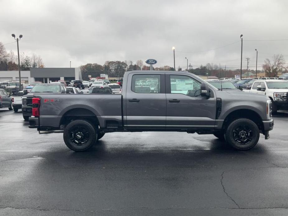 new 2024 Ford F-250 car, priced at $54,810