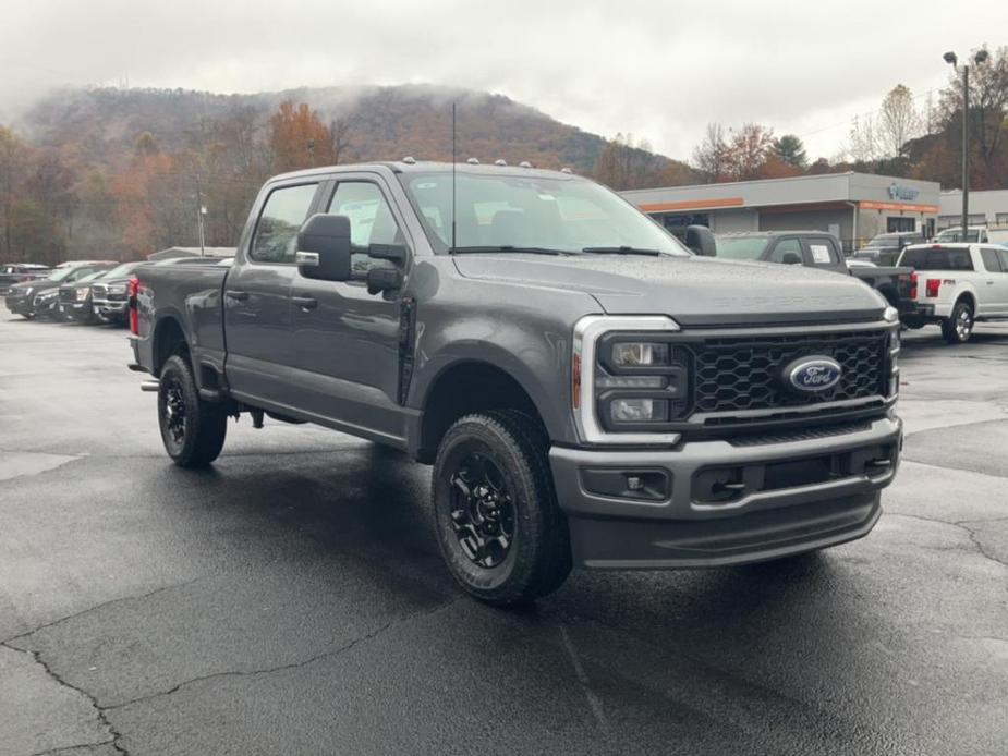 new 2024 Ford F-250 car, priced at $54,810