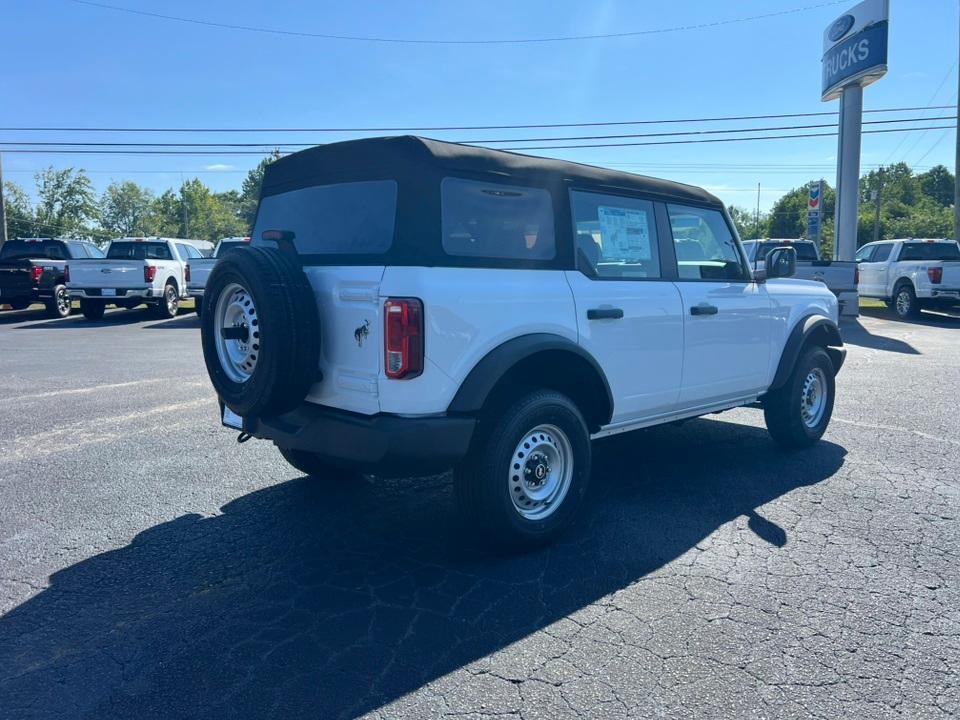 new 2025 Ford Bronco car, priced at $35,885