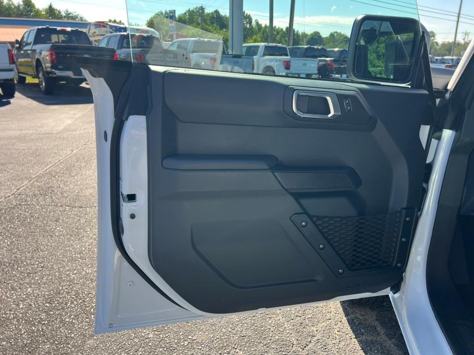 new 2025 Ford Bronco car, priced at $35,885