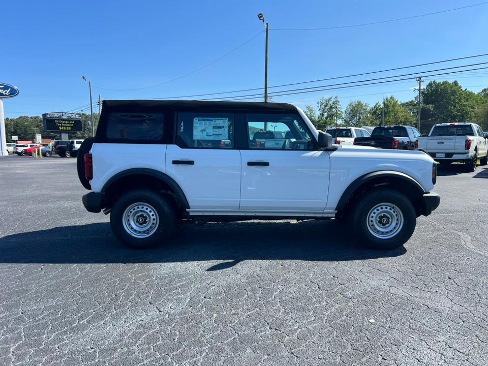 new 2025 Ford Bronco car, priced at $35,885