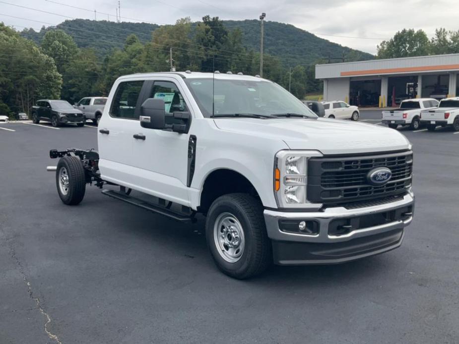 new 2024 Ford F-250 car, priced at $47,570