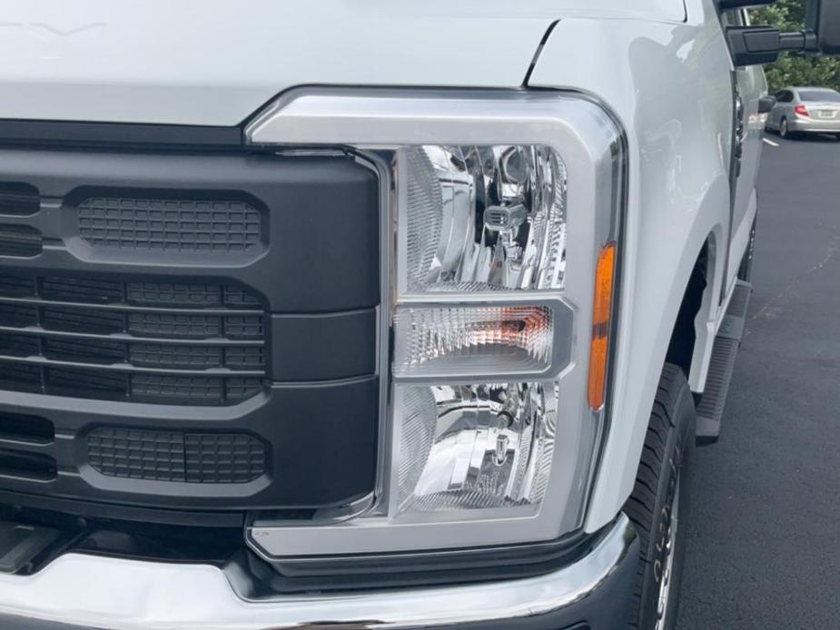 new 2024 Ford F-250 car, priced at $47,570