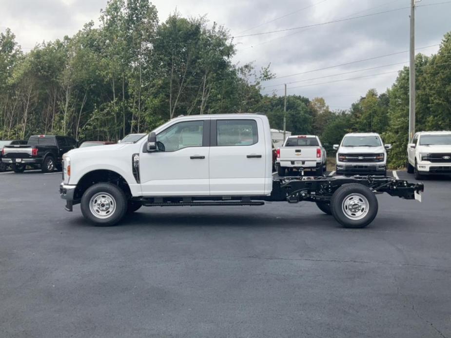 new 2024 Ford F-250 car, priced at $47,570