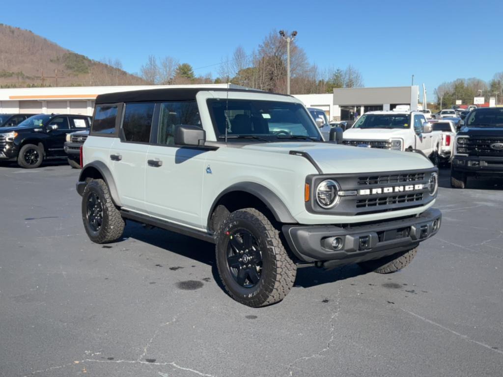 new 2024 Ford Bronco car, priced at $47,045