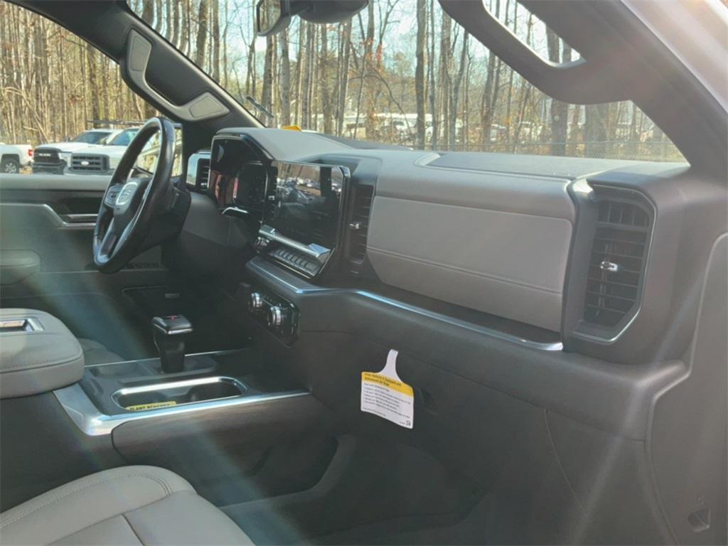 used 2022 GMC Sierra 1500 car, priced at $45,899