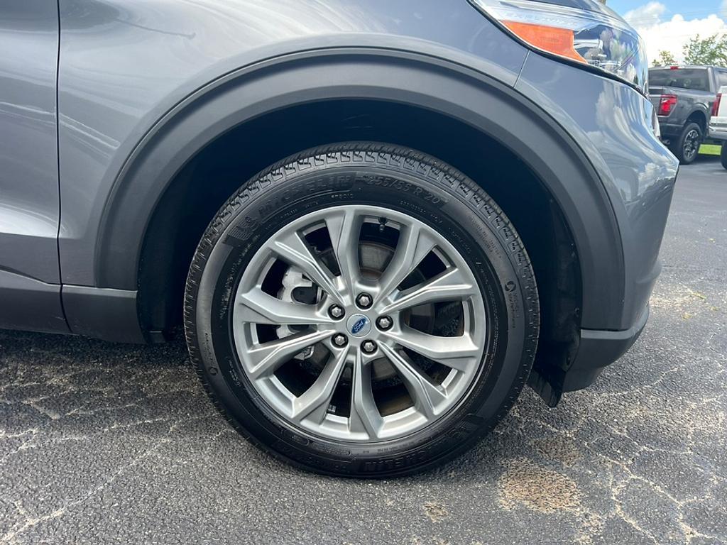 used 2023 Ford Explorer car, priced at $40,997