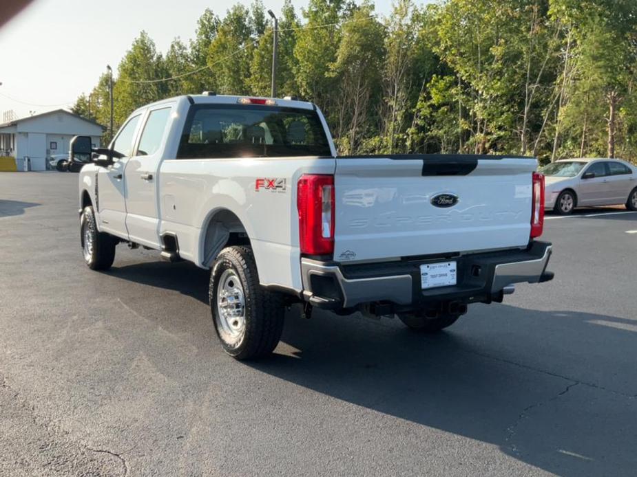 new 2024 Ford F-350 car, priced at $60,685