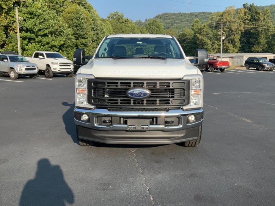 new 2024 Ford F-350 car, priced at $60,685