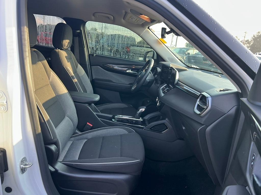 used 2025 Chevrolet TrailBlazer car, priced at $24,589