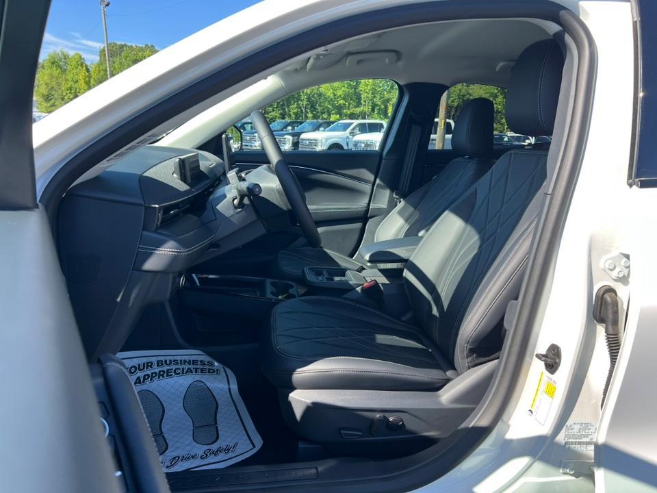 new 2025 Ford Mustang Mach-E car, priced at $33,085