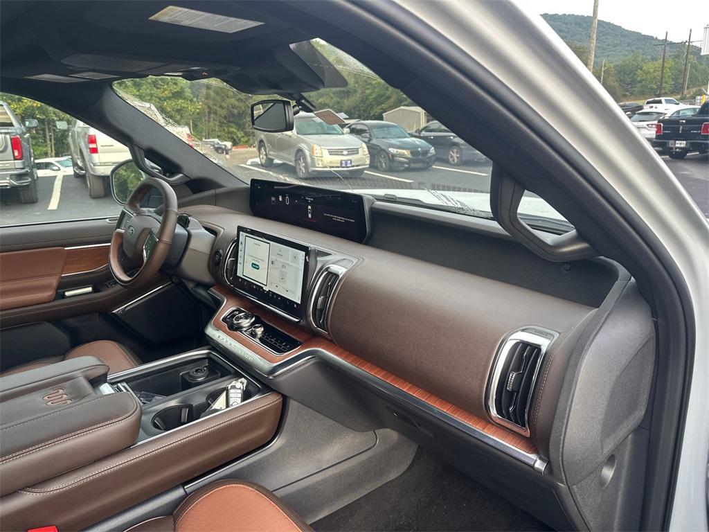 new 2025 Ford Expedition Max car, priced at $87,610