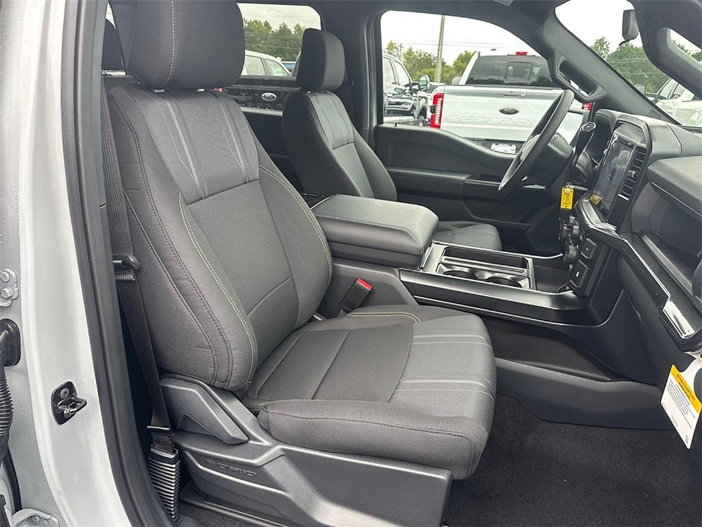 new 2025 Ford F-150 car, priced at $44,990