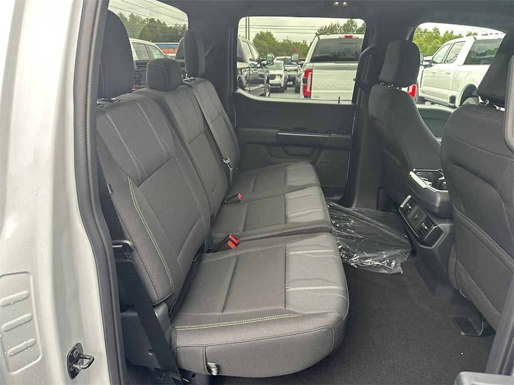 new 2025 Ford F-150 car, priced at $44,990