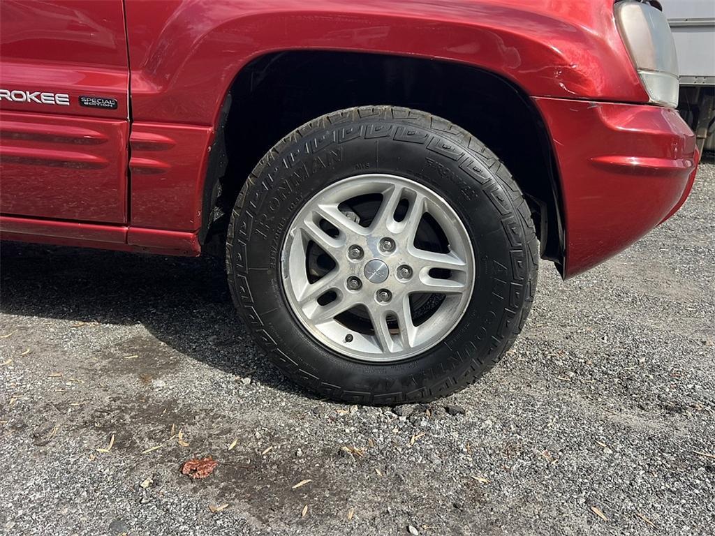 used 2004 Jeep Grand Cherokee car, priced at $4,989