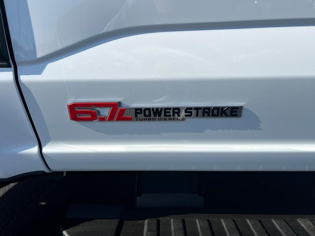 new 2025 Ford F-250 car, priced at $89,995