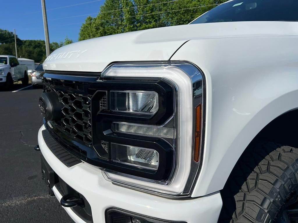 new 2025 Ford F-250 car, priced at $89,995