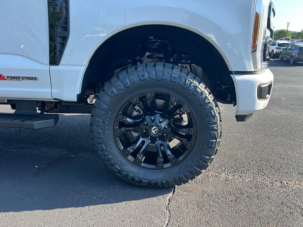 new 2025 Ford F-250 car, priced at $89,995