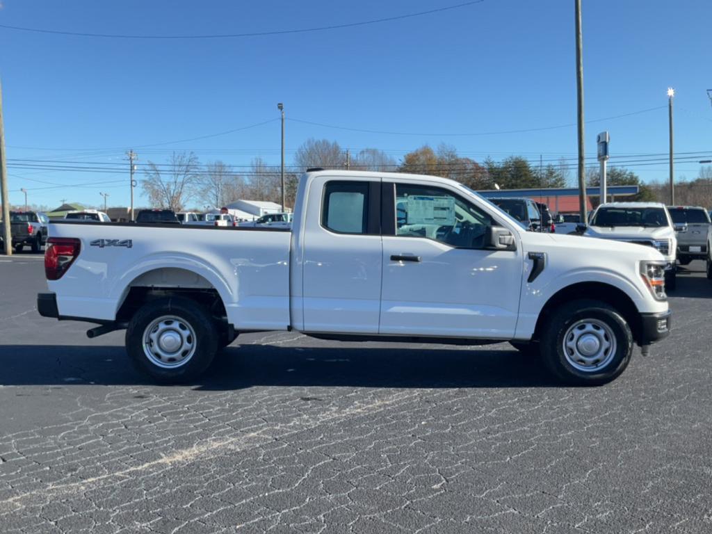 new 2024 Ford F-150 car, priced at $42,590